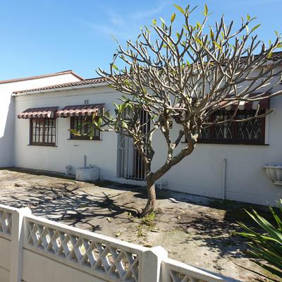 Townhouse For Sale in Groenvallei, Bellville