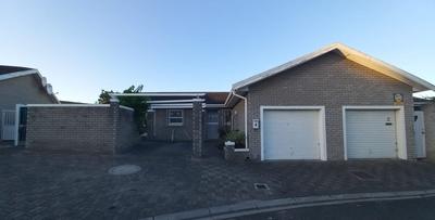 Townhouse For Sale in Blommendal, Bellville